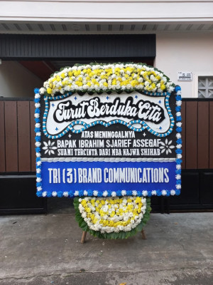Papan Bunga Duka di Pamarayan